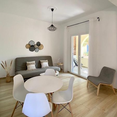 Batsi Seaside Apartment Exterior photo