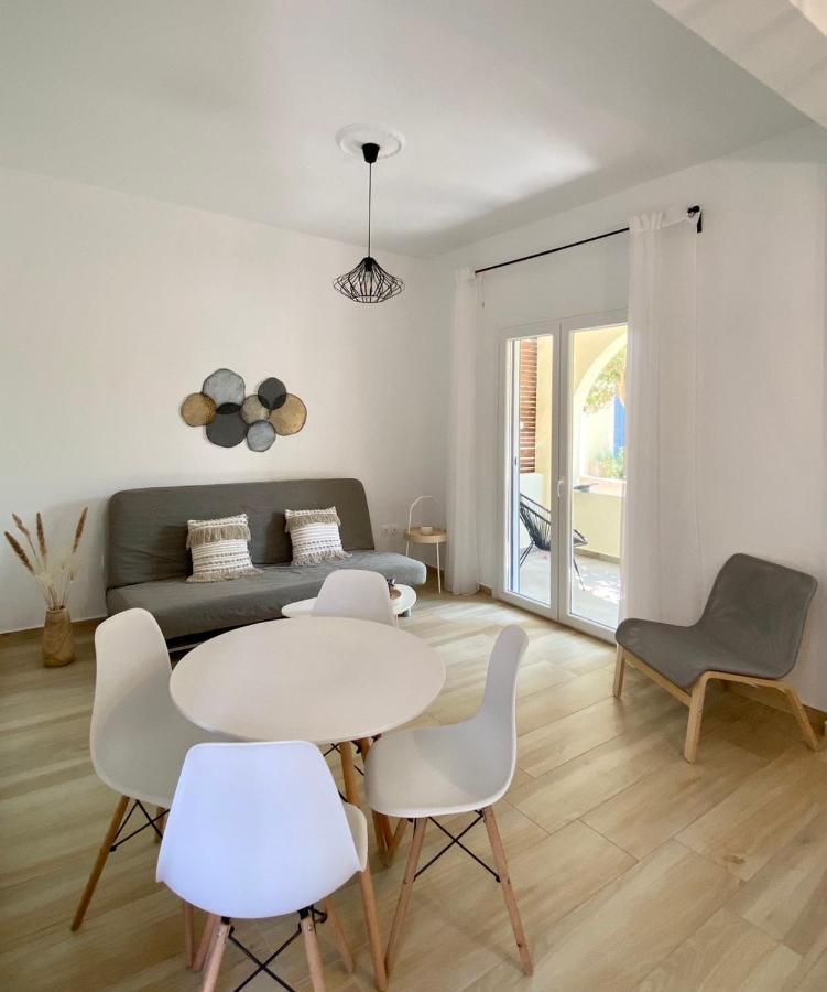 Batsi Seaside Apartment Exterior photo